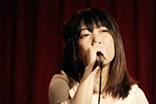安東由美子